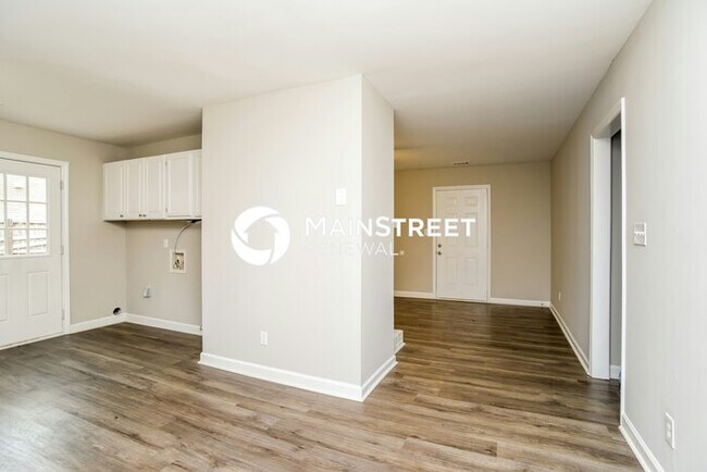 Foto del edificio - 3 Bedroom Pet-Friendly Home in Charlotte, NC with Main Street Renewal