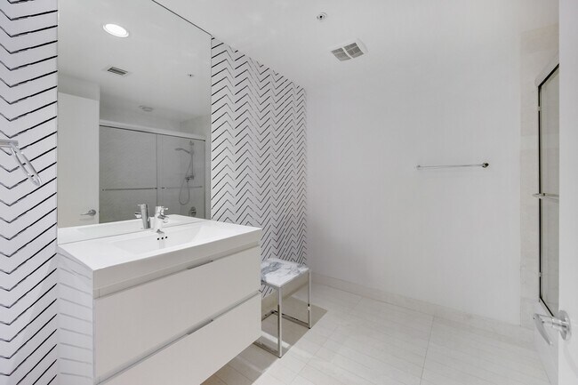 Foto del edificio - 17301 Biscayne Blvd