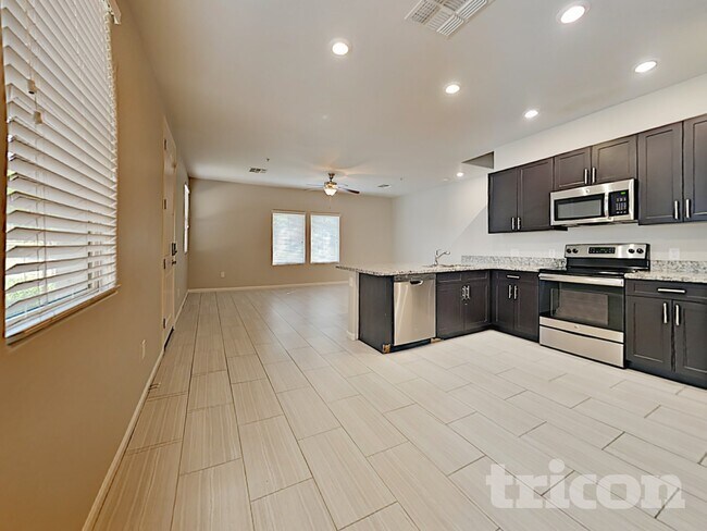 Building Photo - 29149 N 125th Dr