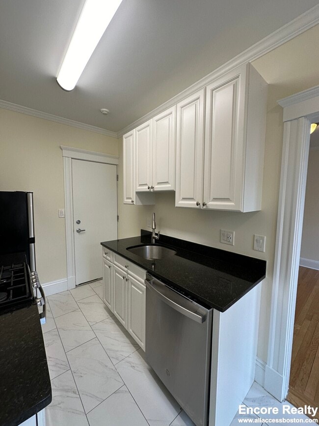 Building Photo - 22 Chauncy St