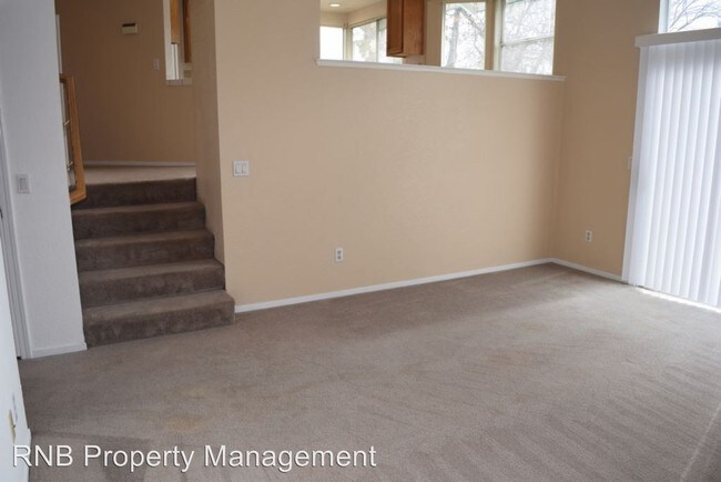 Building Photo - 637 Vernon Oaks Dr