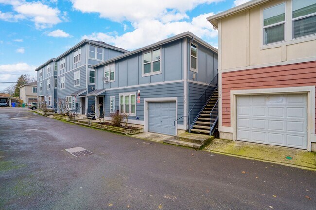 Foto del edificio - Cozy Studio Apartment in SE Portland w/ Laundry