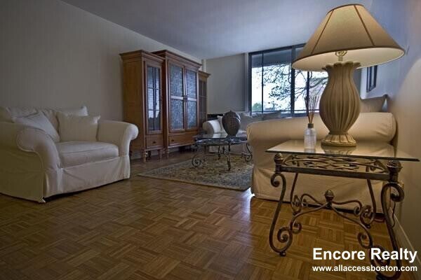 Foto del edificio - 1455 Commonwealth Ave