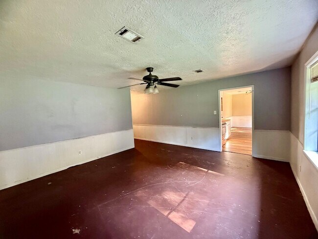 Foto del edificio - 1135 Cooper Ln