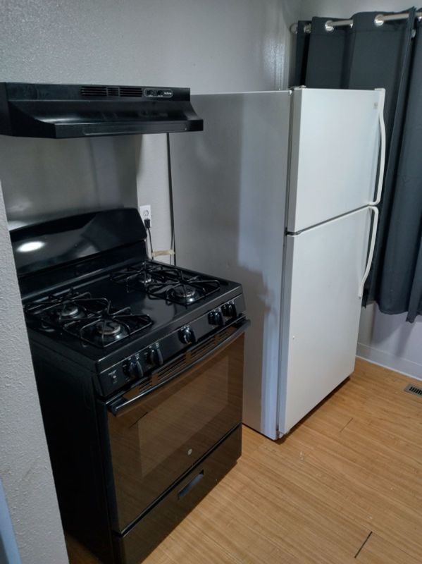 Foto del edificio - 1545 Uinta St