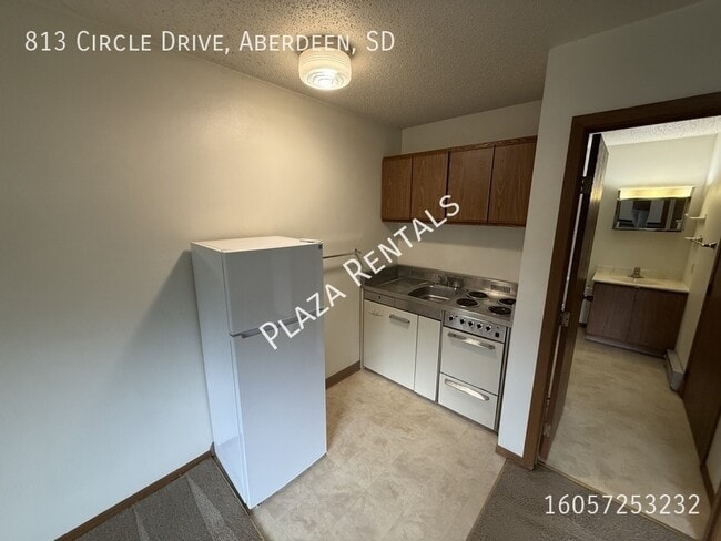 Foto del edificio - 307 11th Ave NW