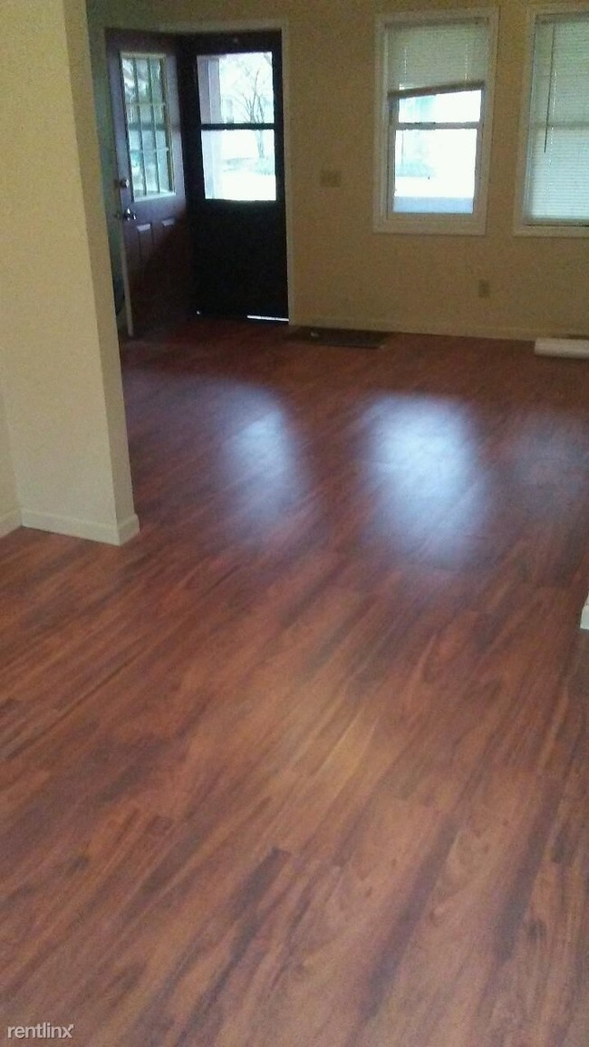 Building Photo - 577 Colima Dr