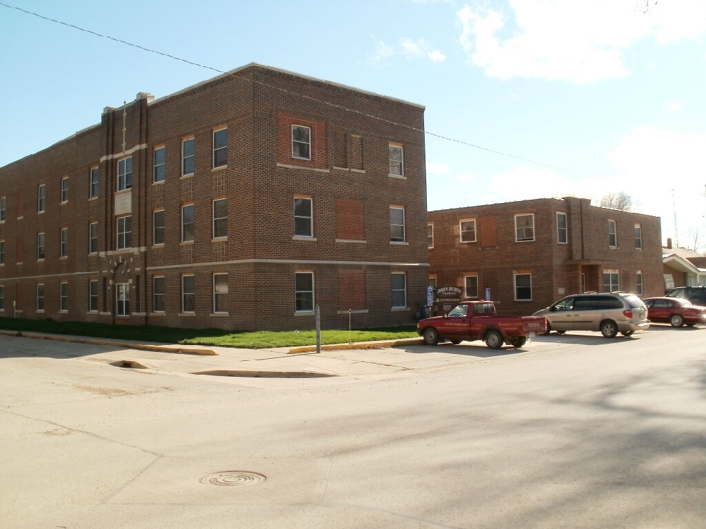 John Burns Apartments Belle Fourche, SD
