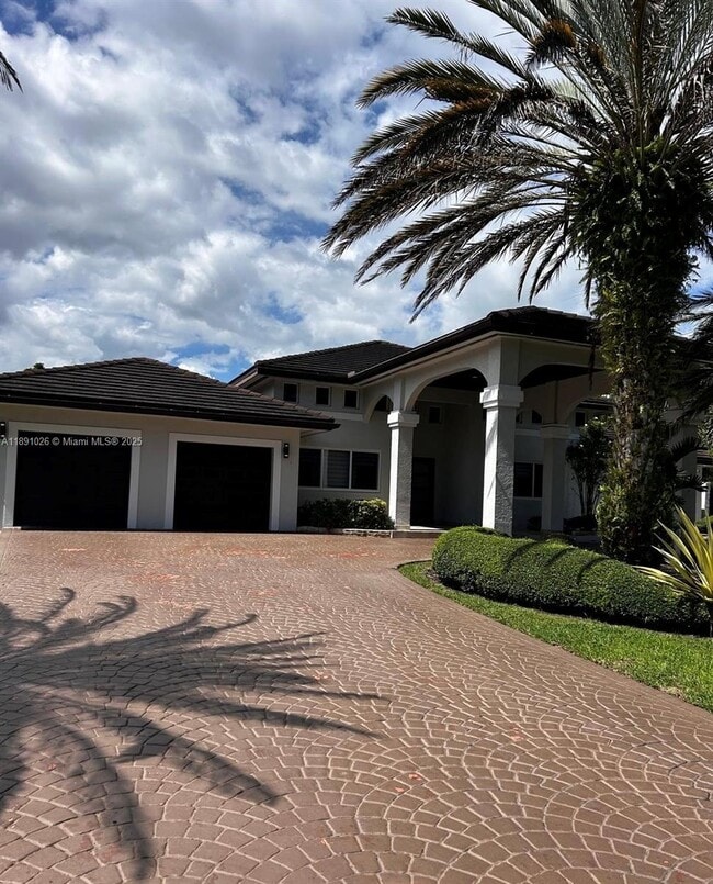 Building Photo - 17610 SW 80th Ct