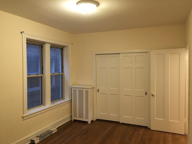 Foto del edificio - 2218 W Arthur Ave