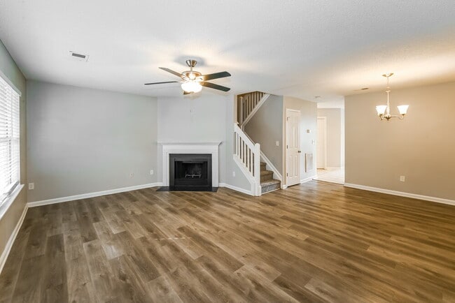 Foto del edificio - 12654 Tucker Crossing Ln