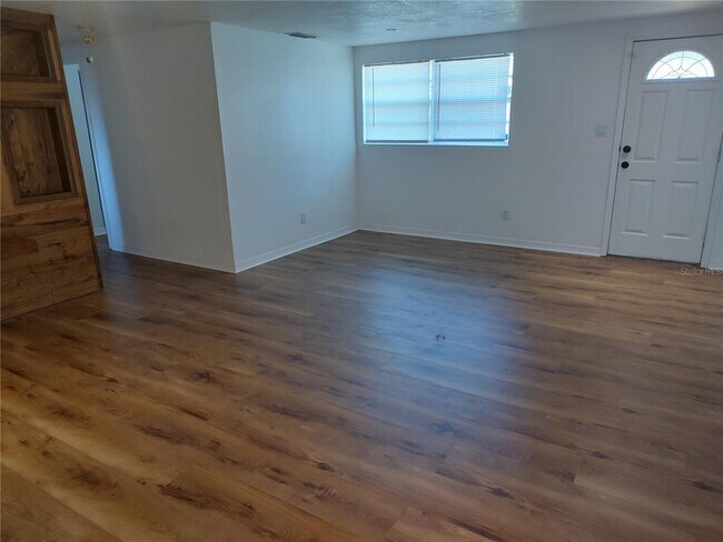 Foto del edificio - 8502 N 20th St
