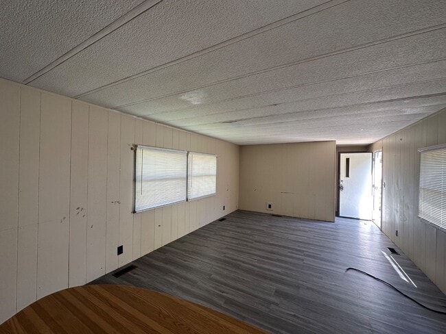 Building Photo - 3111 Switzer Rd
