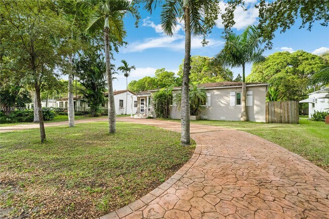 Foto del edificio - 125 NW 88th St