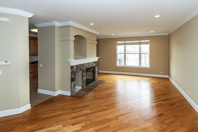 Foto del edificio - 449 Bay Tree Cir