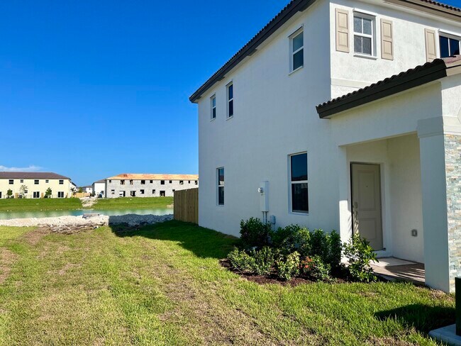 Foto del edificio - 2776 SE 26th Ave