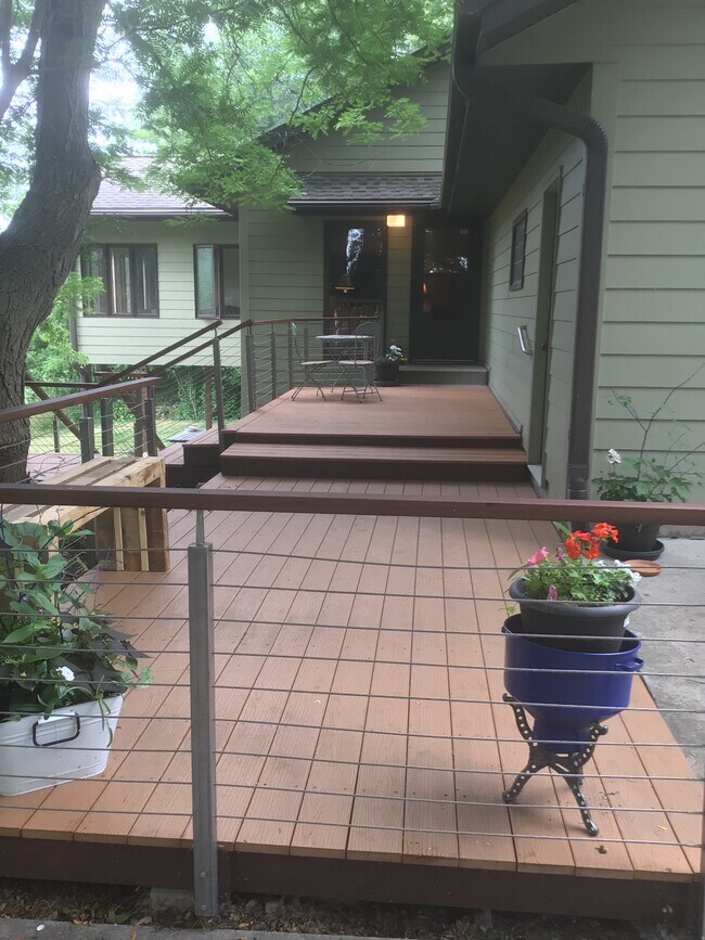 Building Photo - 16275 Chankahda Trl