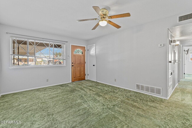 Foto del edificio - 5828 Sturgeon Dr