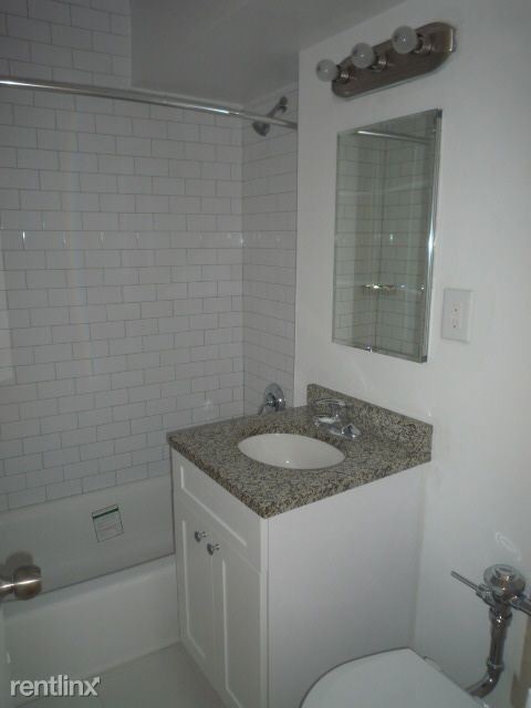Foto del edificio - 9832 57th Ave