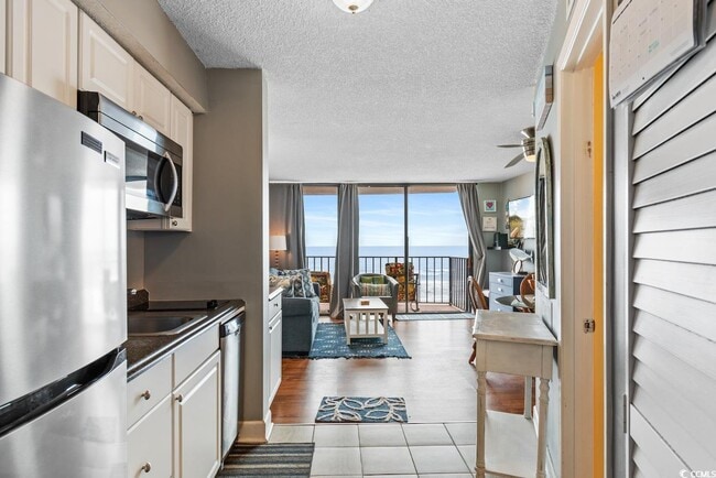 Building Photo - 1501 S Ocean Blvd