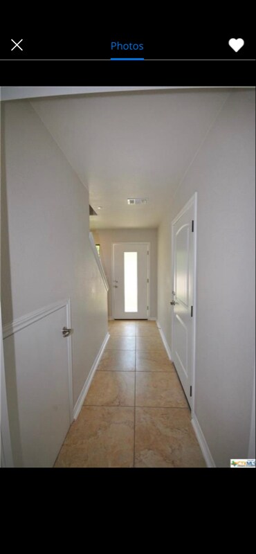 Building Photo - 221 Birch Oak Ln