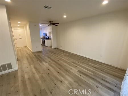 Foto del edificio - 13543 Village Dr