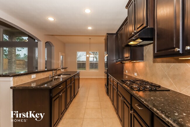 Building Photo - 2807 Angela Way Dr