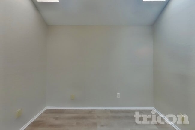 Building Photo - 908 Winchester Ln