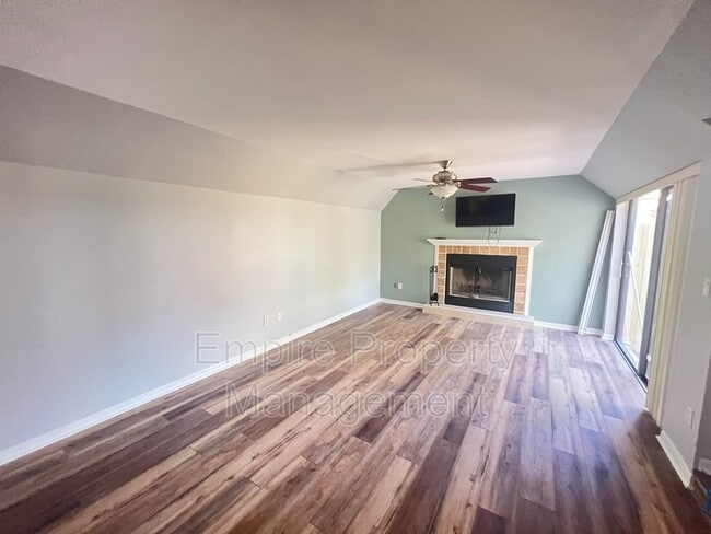 Building Photo - 11826 Quail Run Dr
