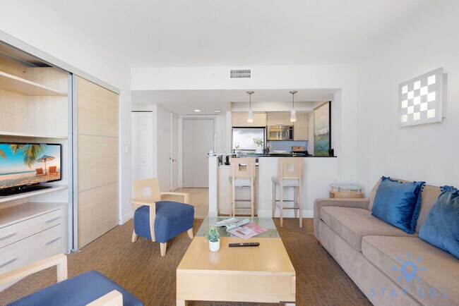 Foto del edificio - 18683 Collins Ave