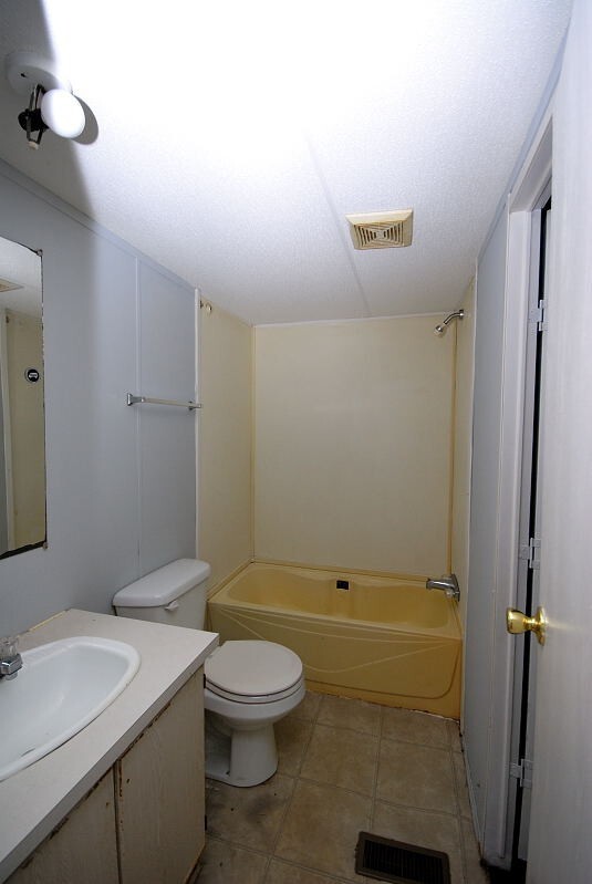 Building Photo - 111 Nancy Drive C Dudley NC 28333