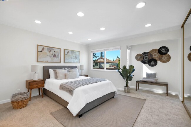 Building Photo - Gary Dr