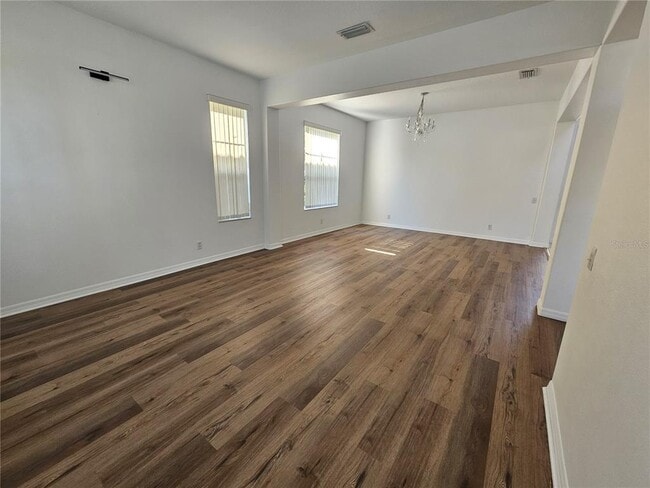Building Photo - 2307 Messenger Cir
