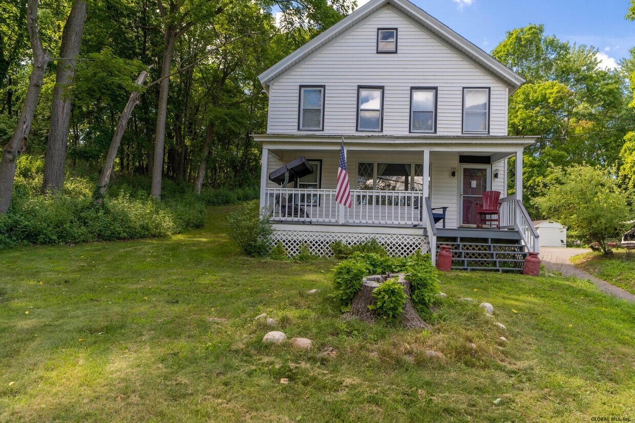 3267 Tibbits Ave Unit Floor 2, Troy, NY 12180 Apartments in Troy, NY