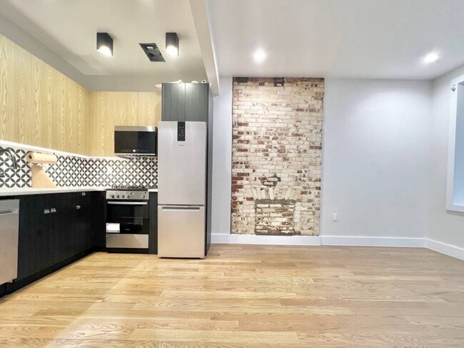 Foto del edificio - 1478 72nd St