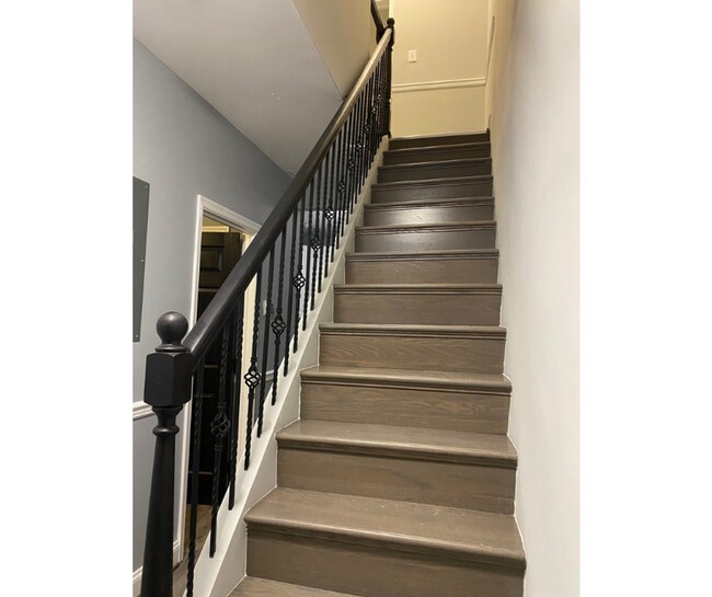 Foto del edificio - 529 S Longwood St