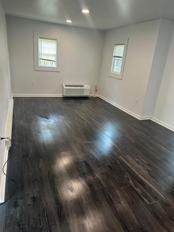 Foto del edificio - 22770 Dorsey St