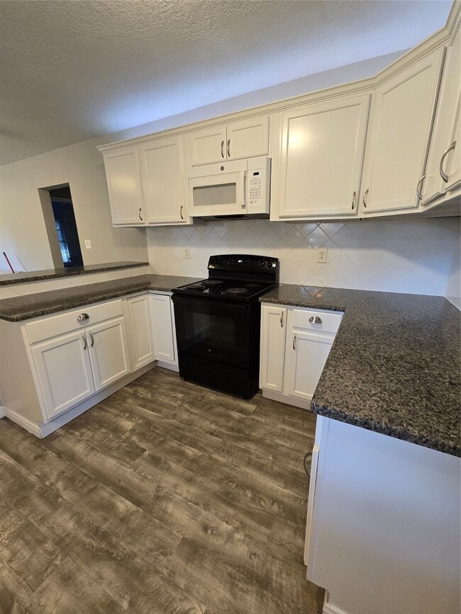 Building Photo - 511 S Roosevelt Ave