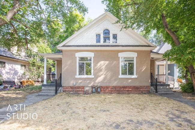 Foto del edificio - Charming Home in SLC