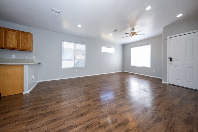 Building Photo - Tucson, AZ - House - $1,745.00