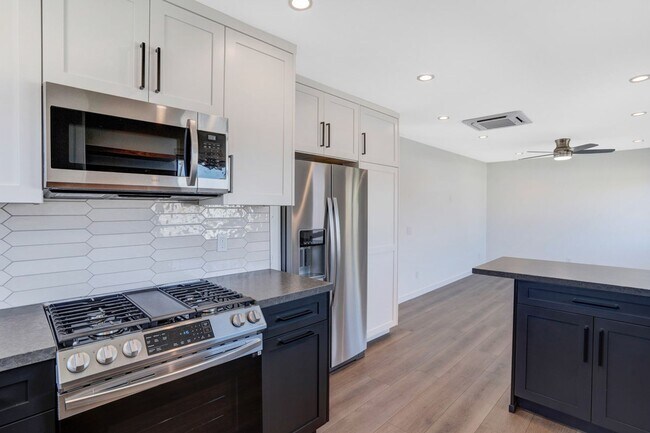 Foto del edificio - 1722 Burton St