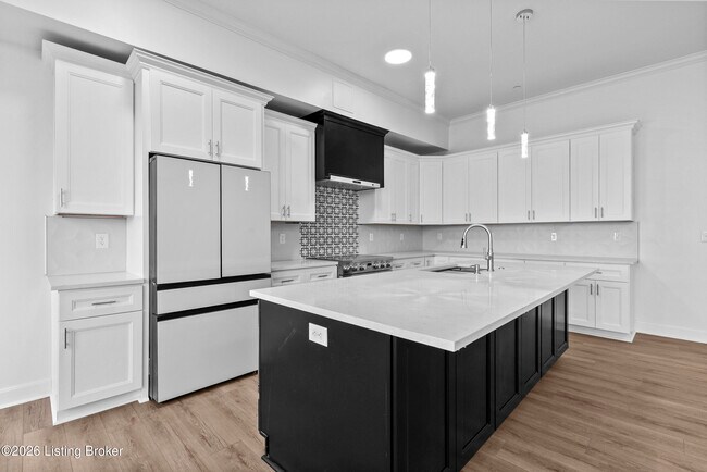 Building Photo - 540 S 4th St