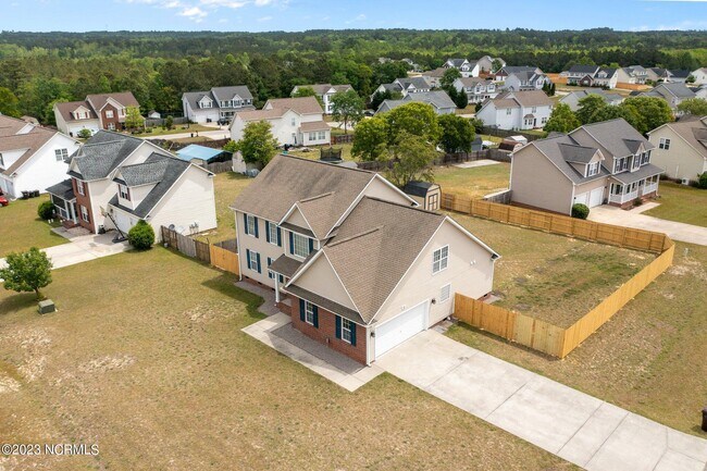 Building Photo - 15 Gloucester Ct