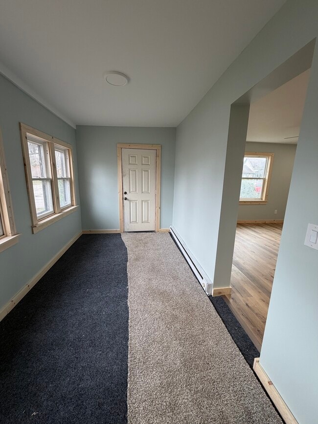 Foto del edificio - 1303 S Main St