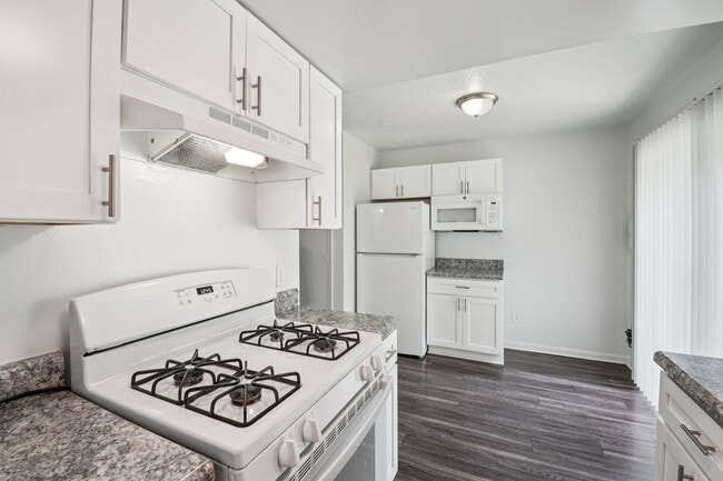 Foto del edificio - Townhouses of White Oak