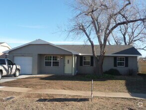 Building Photo - 404 SW 71st St