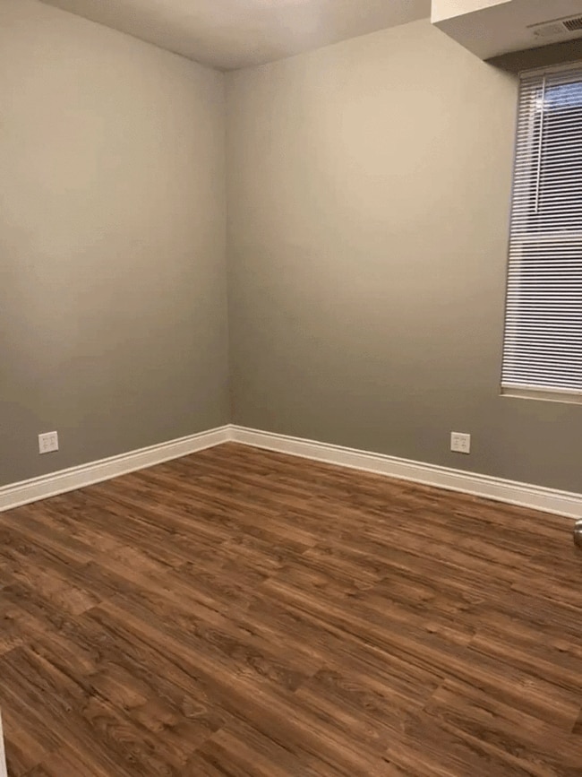 Building Photo - 6337 S Loomis Blvd