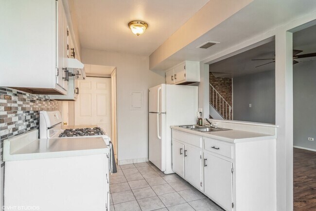 Foto del edificio - 329 David Ct