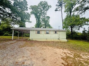 Building Photo - 181 Garrison Rd
