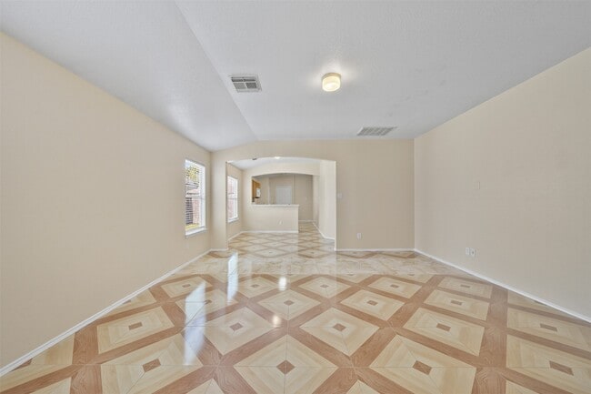 Building Photo - 19022 Wild Yaupon Dr